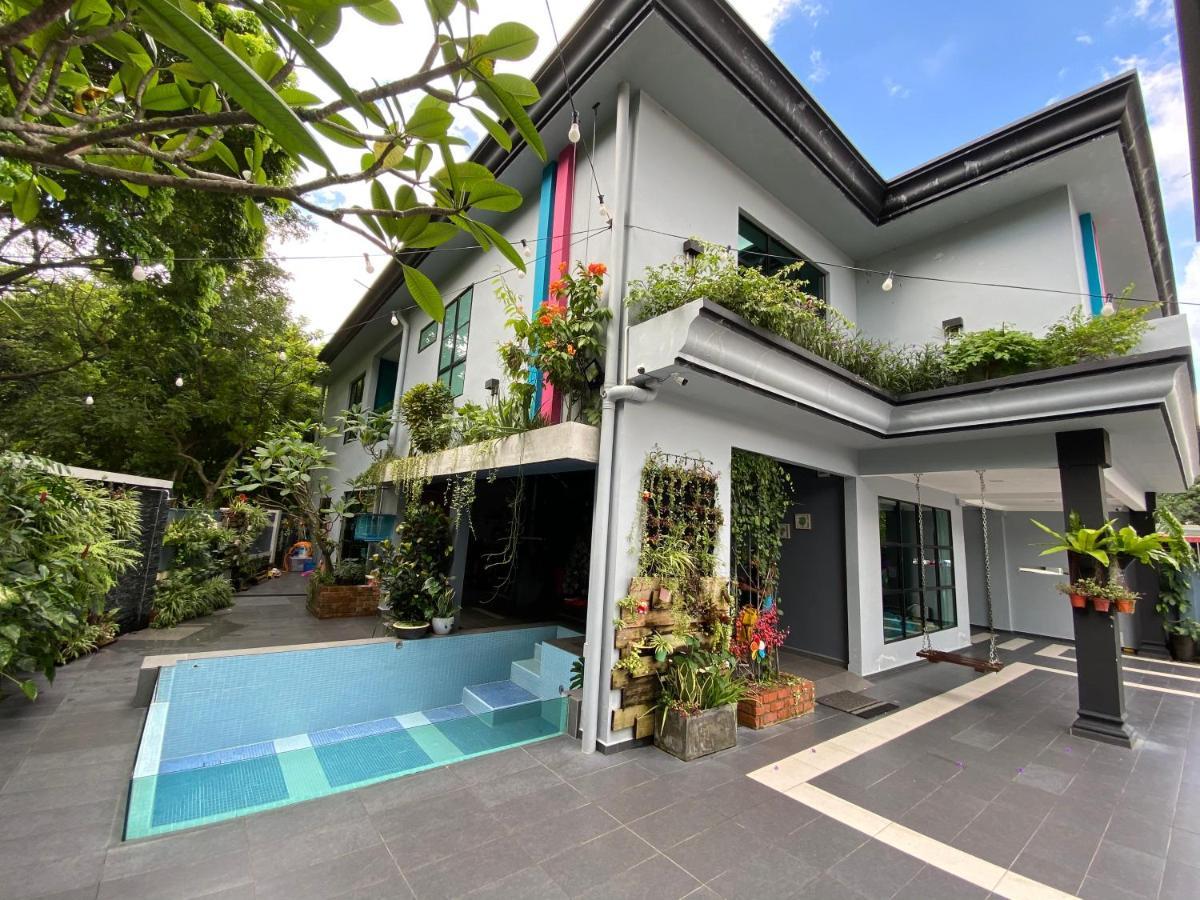 Oneriimba Private Pool & Garden Residence Johor Bahru Exterior foto